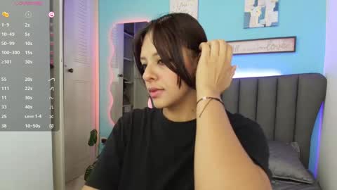 Aria online show from November 3, 3:13 pm