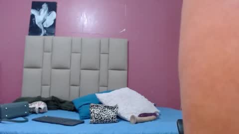 Snapshot of ariacoral chatting on March 3, 12:58 pm ariacoral online show from March 3, 12:58 pm