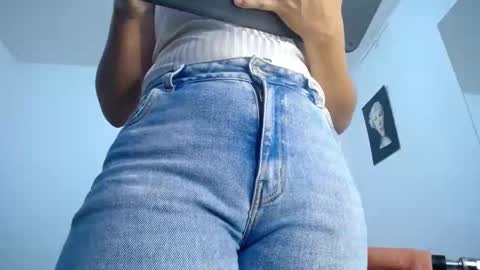 Snapshot of ariacoral chatting on September 14, 12:15 pm ariacoral online show from September 14, 12:15 pm