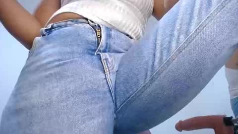 Snapshot of ariacoral chatting on September 20, 12:39 pm ariacoral online show from September 20, 12:39 pm