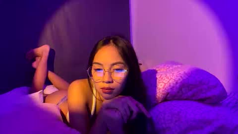 Aria Mariz online show from September 12, 3:28 am