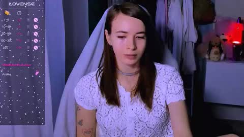 Ari online show from November 10, 6:45 am