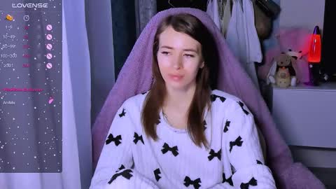 Ari online show from December 1, 6:51 am