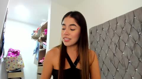 Aria Montgomery online show from January 9, 6:36 pm