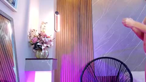 Ariana online show from March 7, 12:45 pm