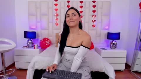  ariana  online show from February 15, 6:33 pm