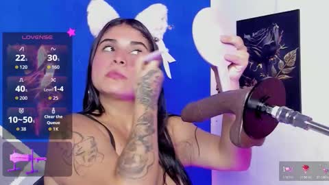 ariana_whore online show from November 15, 3:15 am