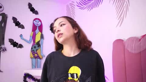 Snapshot of arianaa_jones chatting on October 23, 2:05 pm online show from October 23, 2:05 pm