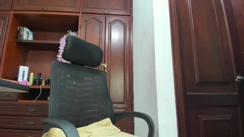 Andrea online show from October 15, 1:17 am