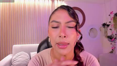 Ariana Dumont online show from October 11, 11:31 am