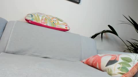 Ariana  Steven online show from January 18, 11:32 am