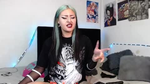 help me 100 hands up my OF is Free  online show from January 28, 1:29 am