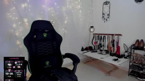 Snapshot of arianna_connor1 chatting on September 15, 8:09 pm Arianna Connor online show from September 15, 8:09 pm