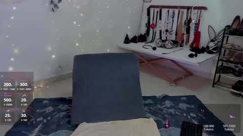 Snapshot of arianna_connor1 chatting on September 18, 9:28 pm Arianna Connor online show from September 18, 9:28 pm