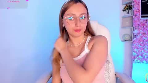 Arianna online show from October 10, 5:01 pm