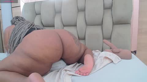 arianna pearl online show from January 24, 3:45 pm