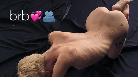 Snapshot of arianna_richi chatting on March 11, 6:00 am Olivka online show from March 11, 6:00 am