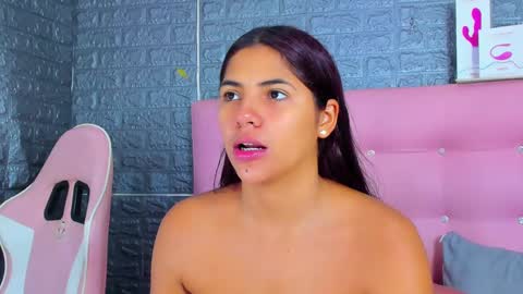 Arianna online show from February 21, 7:10 pm