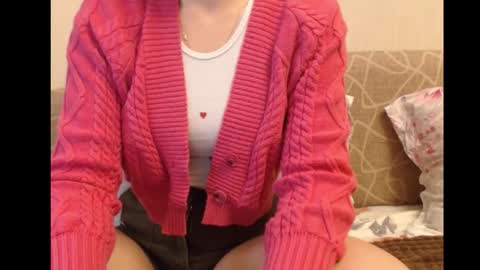 Snapshot of ariel_la chatting on November 17, 8:53 am Ariella online show from November 17, 8:53 am