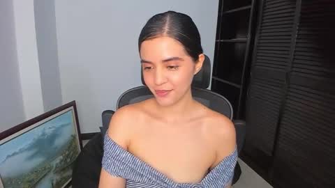 Ariel Pink Diamond online show from November 2, 12:24 am