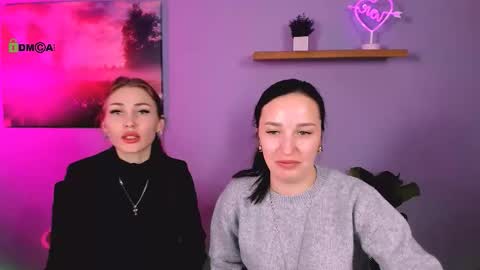 Snapshot of ariel_shadow chatting on November 19, 1:55 pm ariel_shadow online show from November 19, 1:55 pm