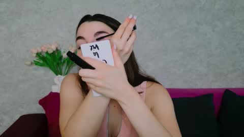 arielstonks_lovee online show from November 10, 4:22 am