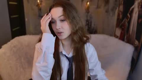 arielsykes online show from December 3, 7:12 pm