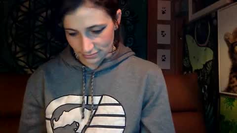 ariel  colin when hes here online show from December 17, 2:44 am