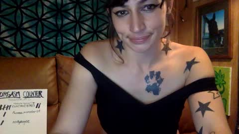 ariel  colin when hes here online show from December 29, 5:12 pm