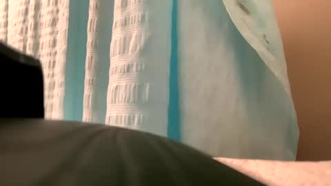 ariel  colin when hes here online show from January 8, 1:52 pm