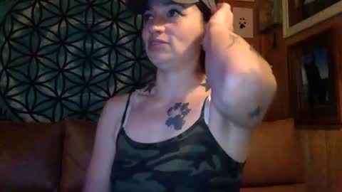 ariel  colin when hes here online show from January 9, 3:36 am