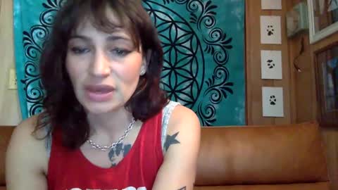 ariel  colin when hes here online show from January 12, 4:50 pm