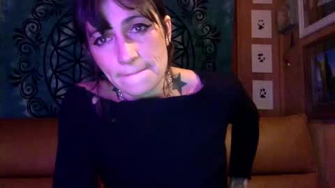 ariel  colin when hes here online show from January 12, 11:47 pm