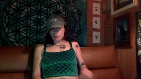 ariel  colin when hes here online show from January 14, 3:32 am