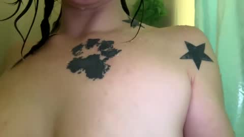 ariel  colin when hes here online show from February 24, 4:27 am