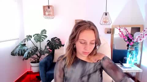 Ari  online show from January 10, 7:32 pm