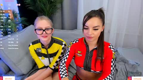 Arika and Monica online show from January 31, 7:51 pm