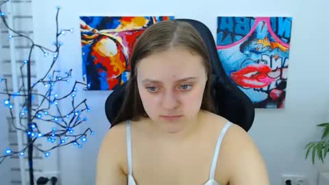 arinabelle online show from November 10, 1:26 am