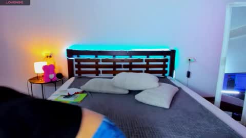 Ari online show from September 15, 6:02 am