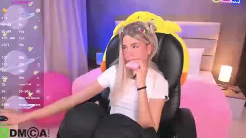 Ari  online show from September 8, 9:36 pm