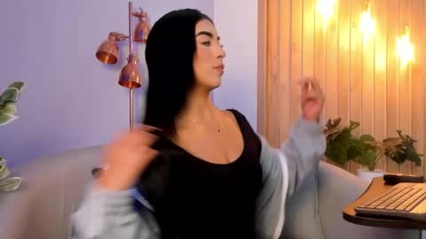 Ari Robert online show from September 15, 4:34 am