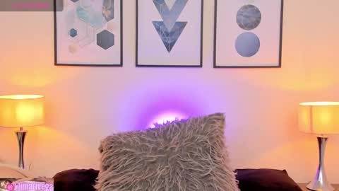   Nice to meet you  thumb up me please its important I  LOOK MY BIO DOWN online show from December 24, 10:55 am