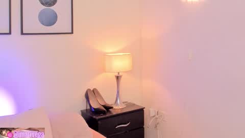   Nice to meet you  thumb up me please its important I  LOOK MY BIO DOWN online show from October 26, 6:36 pm