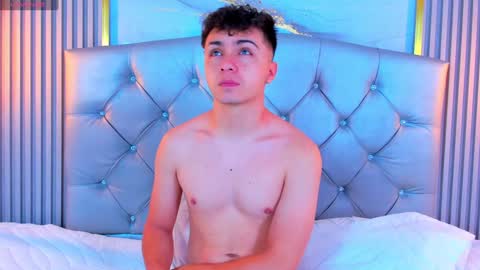 aron__cooper online show from December 4, 1:20 pm