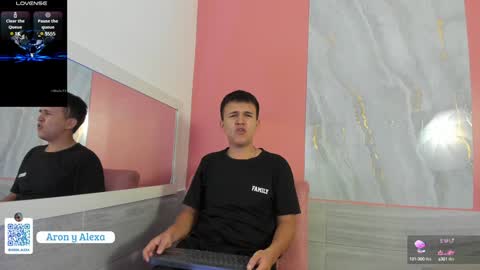 Alexa  Aron online show from December 2, 1:13 pm