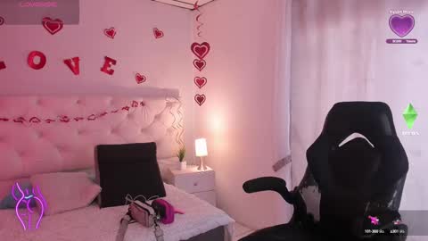 Aron cruz  online show from February 13, 2:09 pm