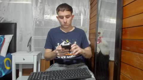 Aron G Franco online show from December 27, 8:07 pm