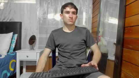 Aron G Franco online show from February 10, 7:38 pm