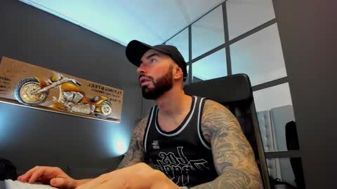 AronGrant online show from January 6, 8:46 am