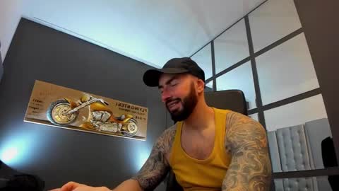 AronGrant online show from January 25, 9:26 am